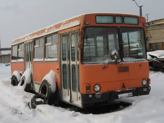 Autobuss LAZ-42021