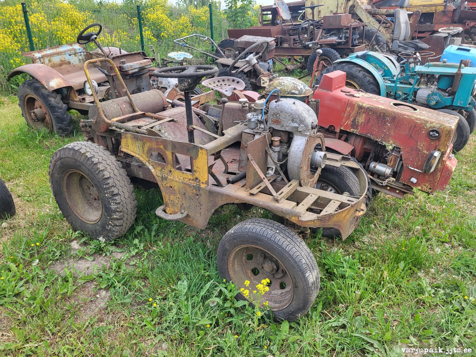 Traktor Iseehitatud Traktor
