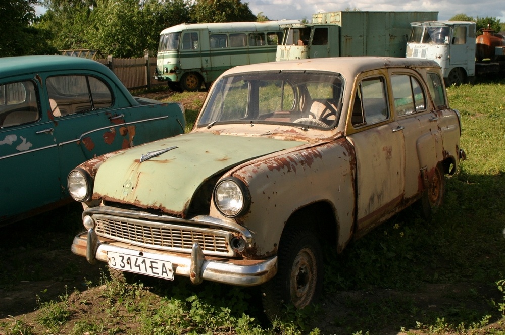 sõiduauto МЗМА-423 Москвич