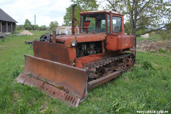 traktor ДТ-75Н