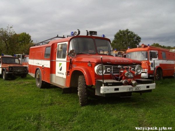 tuletõrjeauto Dodge-D500
