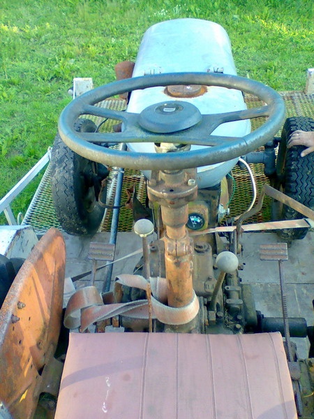 Traktor HTZ-7