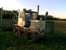 traktor T-150